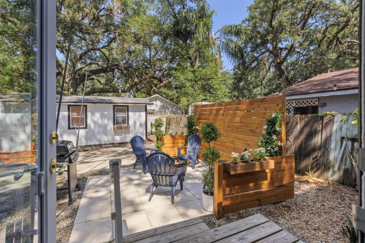 Treehouse Is A Quaint 2 Bedroom In An Up-And-Coming Part Of Town, Pet Friendly With Fenced Yard And Lounge Area That Is Close To Downtown Tampa Exteriör bild